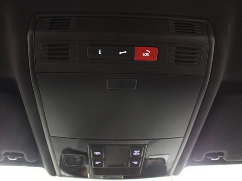 Used 2017 Volkswagen GTI Sport FWD image 35