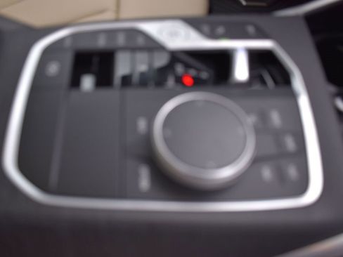 New 2026 BMW 330i Sedan w/ Convenience Package image 25