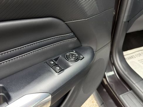 Used 2024 Ford Mustang Premium RWD image 17