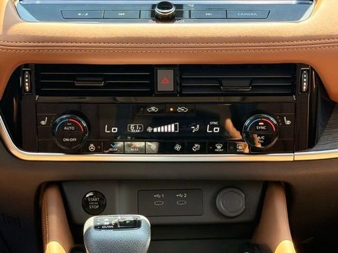 New 2026 Nissan Rogue Platinum w/ Platinum Premium Package AWD/4WD image 28