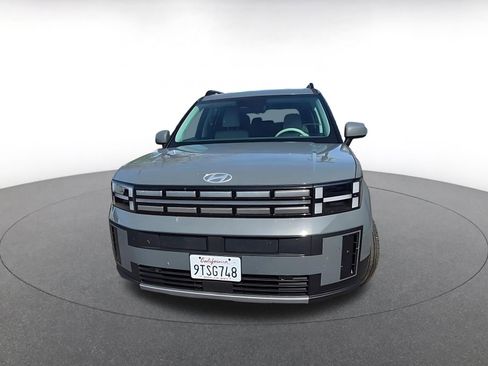 Used 2025 Hyundai Santa Fe SEL image 2