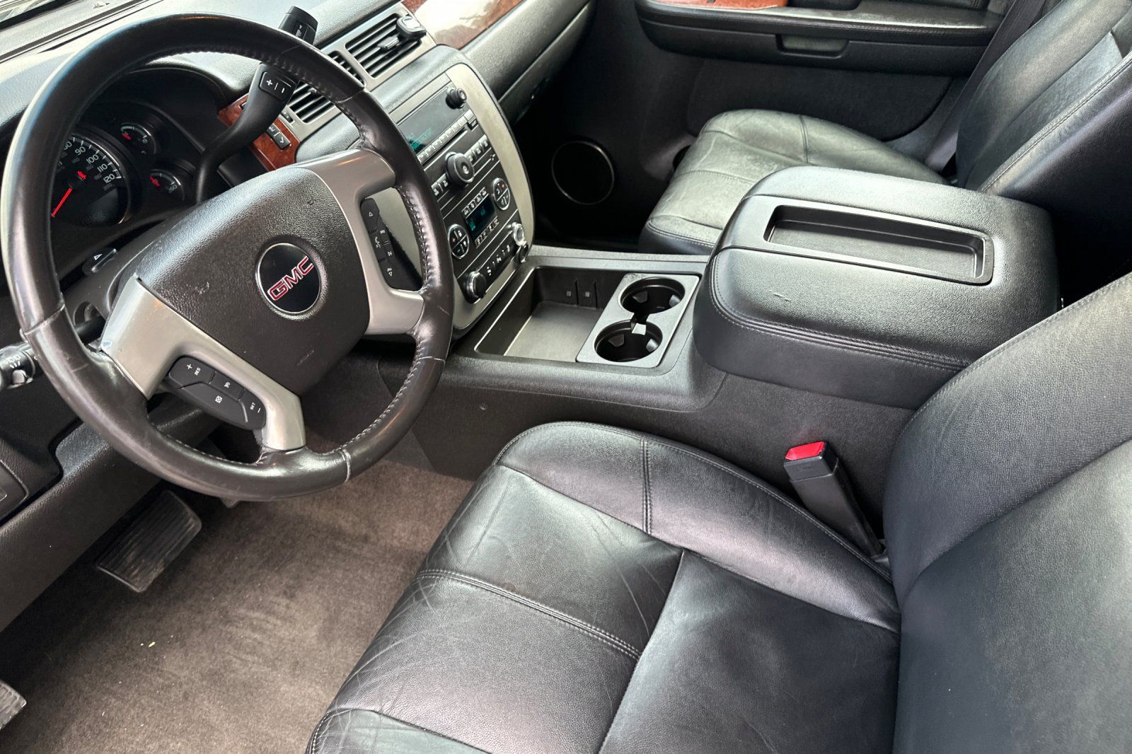 Used 2013 GMC Yukon XL SLT RWD image 10