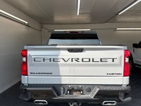 Used 2024 Chevrolet Silverado 1500 Custom Trail Boss w/ LPO, Dark Essentials Package AWD/4WD image 27