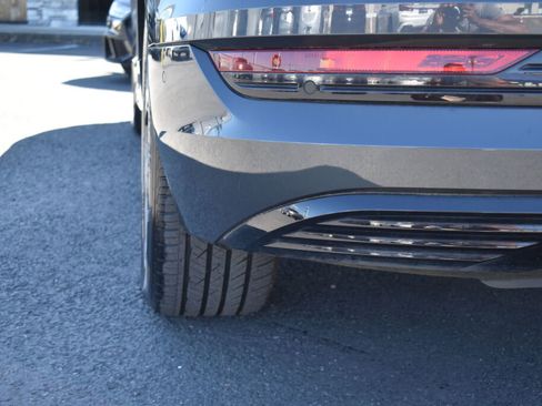 Used 2021 Audi e-tron Premium w/ Convenience Plus Package image 6
