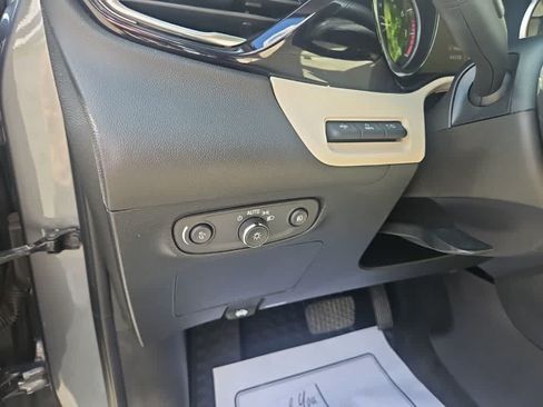 Used 2020 Buick Encore GX Essence w/ Experience Buick Package AWD/4WD image 11