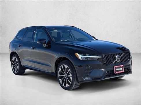 New 2026 Volvo XC60 B5 Plus w/ Climate Package AWD/4WD image 7