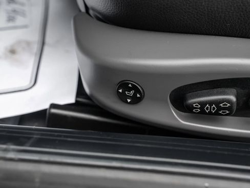 Used 2005 BMW 645Ci Convertible image 19