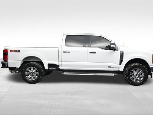 Used 2023 Ford F250 Lariat w/ Chrome Package AWD/4WD image 6