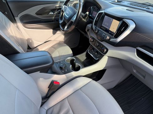 Used 2019 GMC Terrain SLT w/ Preferred Package image 22