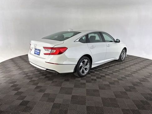 Certified 2018 Honda Accord EX image 7