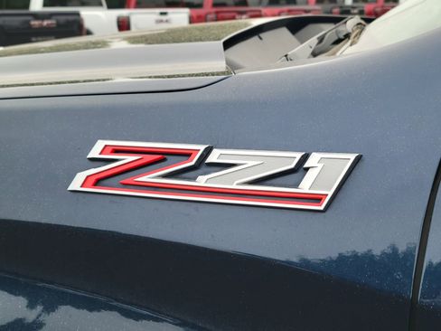 Used 2022 Chevrolet Silverado 1500 LTZ AWD/4WD image 17