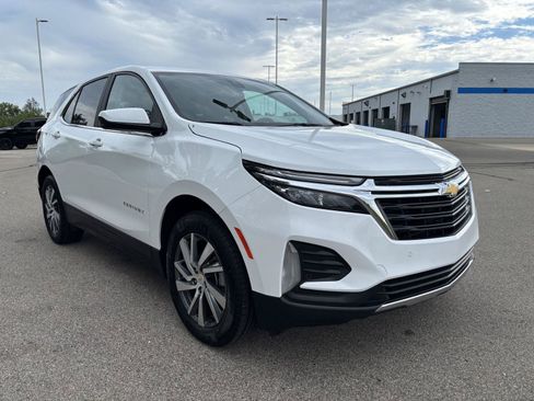 Used 2024 Chevrolet Equinox LT AWD/4WD image 9