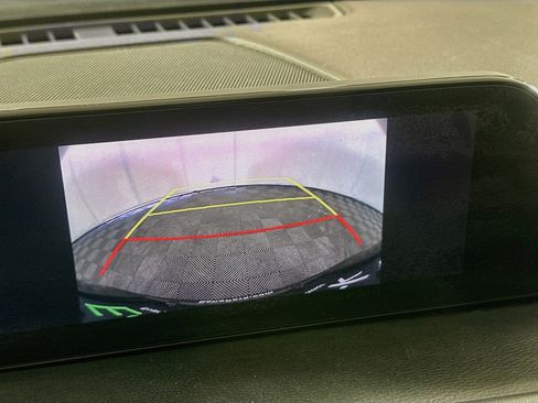 Used 2019 MAZDA MAZDA3 Hatchback FWD image 23