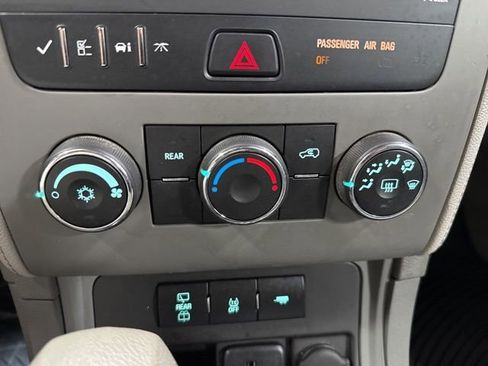 Used 2017 Chevrolet Traverse LS AWD/4WD image 18