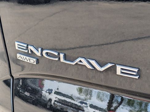 Used 2021 Buick Enclave Premium w/ Sun and Sites Package AWD/4WD image 11