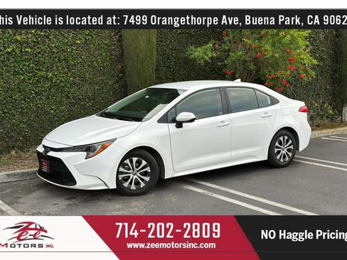 Used 2022 Toyota Corolla LE image 13