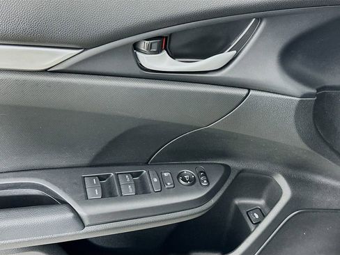 Used 2020 Honda Civic Sport image 17
