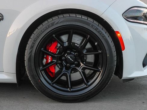 Used 2022 Dodge Charger SRT Hellcat RWD image 11