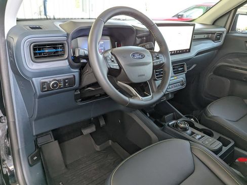Used 2025 Ford Maverick Lobo Premium AWD/4WD image 10