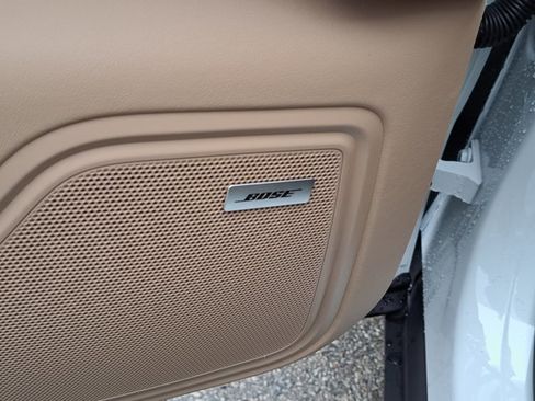 New 2026 Porsche Macan Turbo image 28