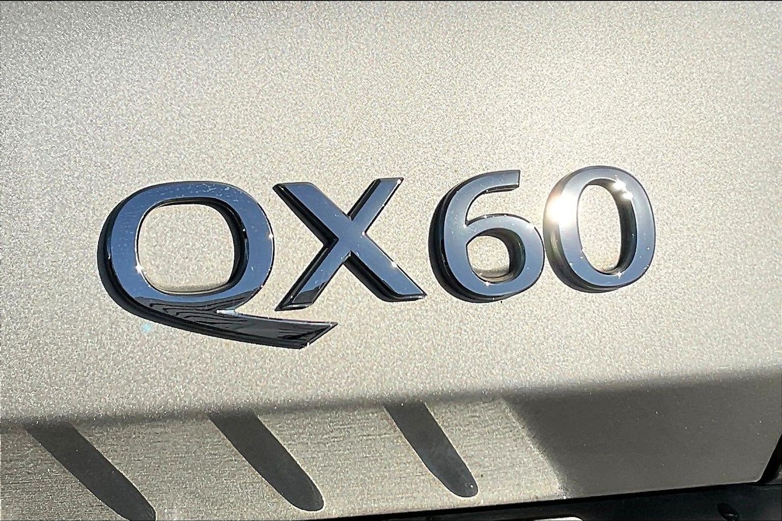 Certified 2023 INFINITI QX60 Sensory w/ Cargo Package AWD/4WD image 23