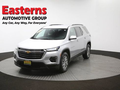 Used 2022 Chevrolet Traverse LT FWD image 55