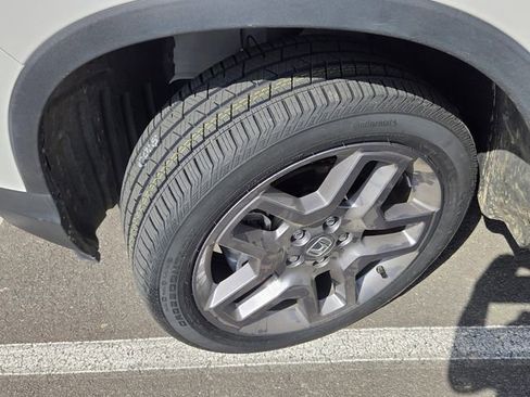 Used 2023 Honda Passport EX-L image 10