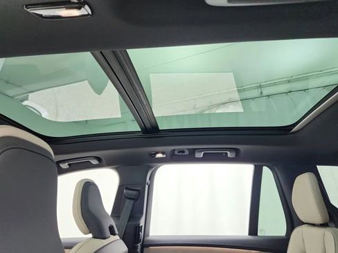 New 2026 Volvo XC90 T8 Plus image 30