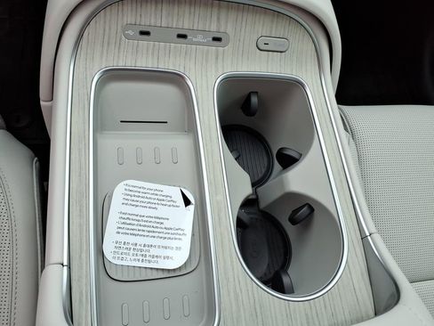 New 2026 Hyundai Palisade Calligraphy FWD image 23