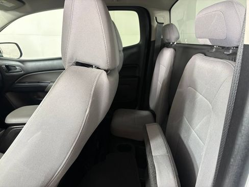 Used 2016 Chevrolet Colorado W/T w/ WT Convenience Package RWD image 34