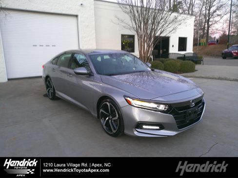 Used 2018 Honda Accord Sport image 1