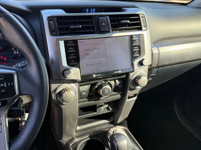 Used 2021 Toyota 4Runner SR5 AWD/4WD image 19