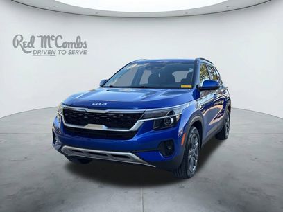 Used 2023 Kia Seltos S w/ Navigation Package