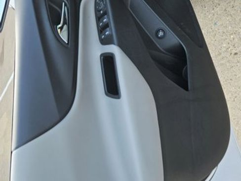 Used 2022 Chevrolet Equinox LT image 13