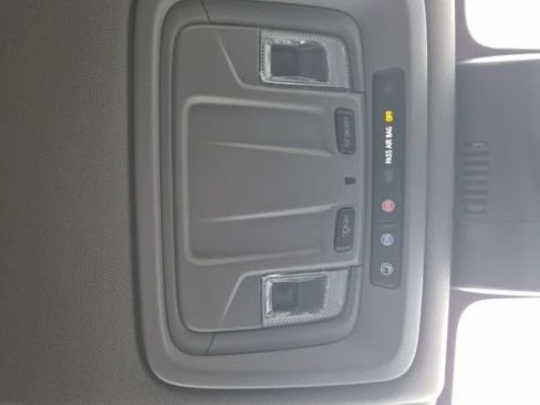 Used 2022 Chevrolet Silverado 1500 RST image 25