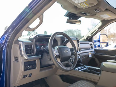 Used 2026 Ford F450 Platinum w/ Platinum Plus Package image 37