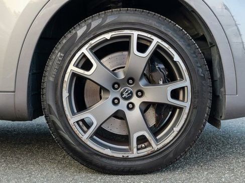 Used 2022 Maserati Levante Modena image 12