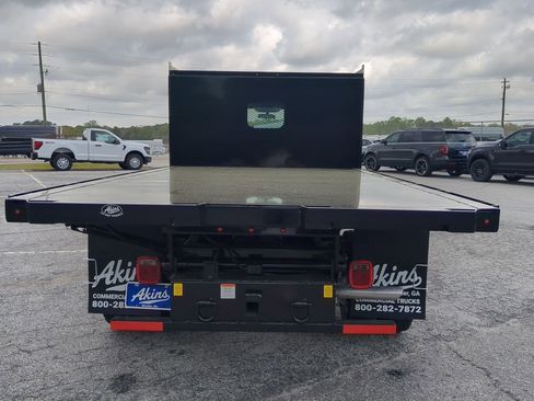 New 2025 Ford F550 2WD Regular Cab Super Duty w/ XL Chrome Package image 11