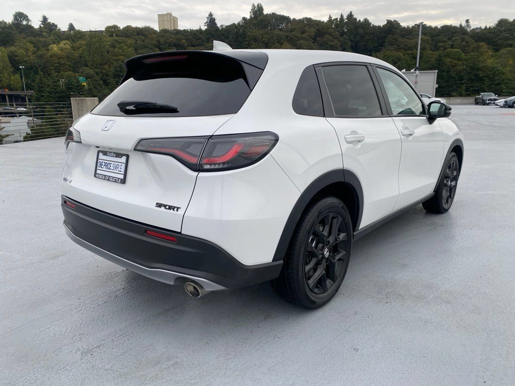 Certified 2024 Honda HR-V Sport image 12