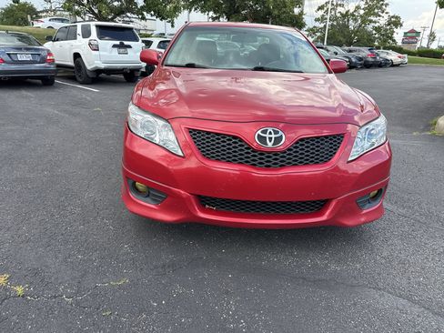 Used 2010 Toyota Camry SE w/ Sport Leather Pkg FWD image 12