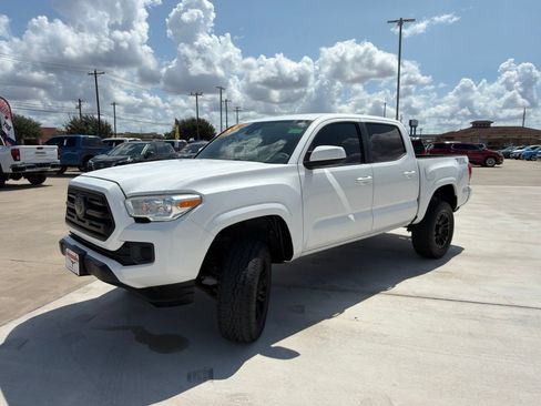 Used 2019 Toyota Tacoma SR w/ SR Convenience Package AWD/4WD image 3