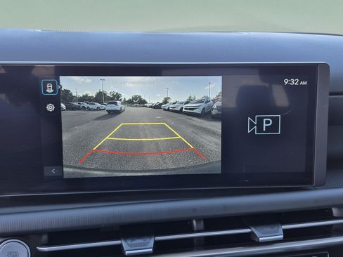 Used 2025 Hyundai Santa Cruz SE FWD image 22