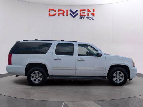 Used 2011 GMC Yukon XL SLT w/ SLT-2 Equipment Package image 6