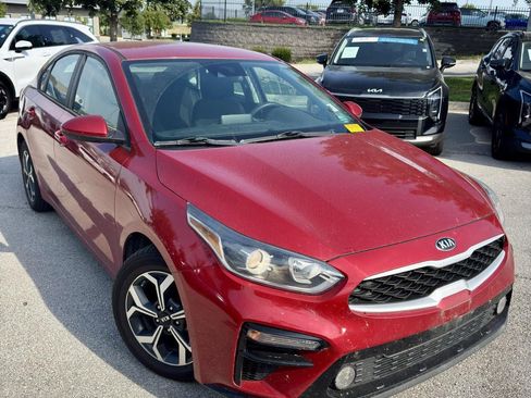 Used 2020 Kia Forte LXS FWD image 7