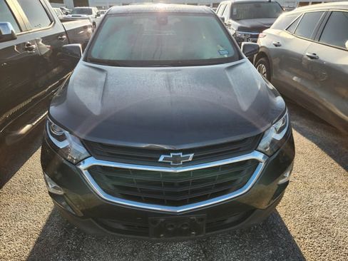 Used 2020 Chevrolet Equinox LT FWD image 2