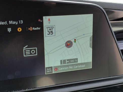 New 2026 Kia Niro EX FWD image 14