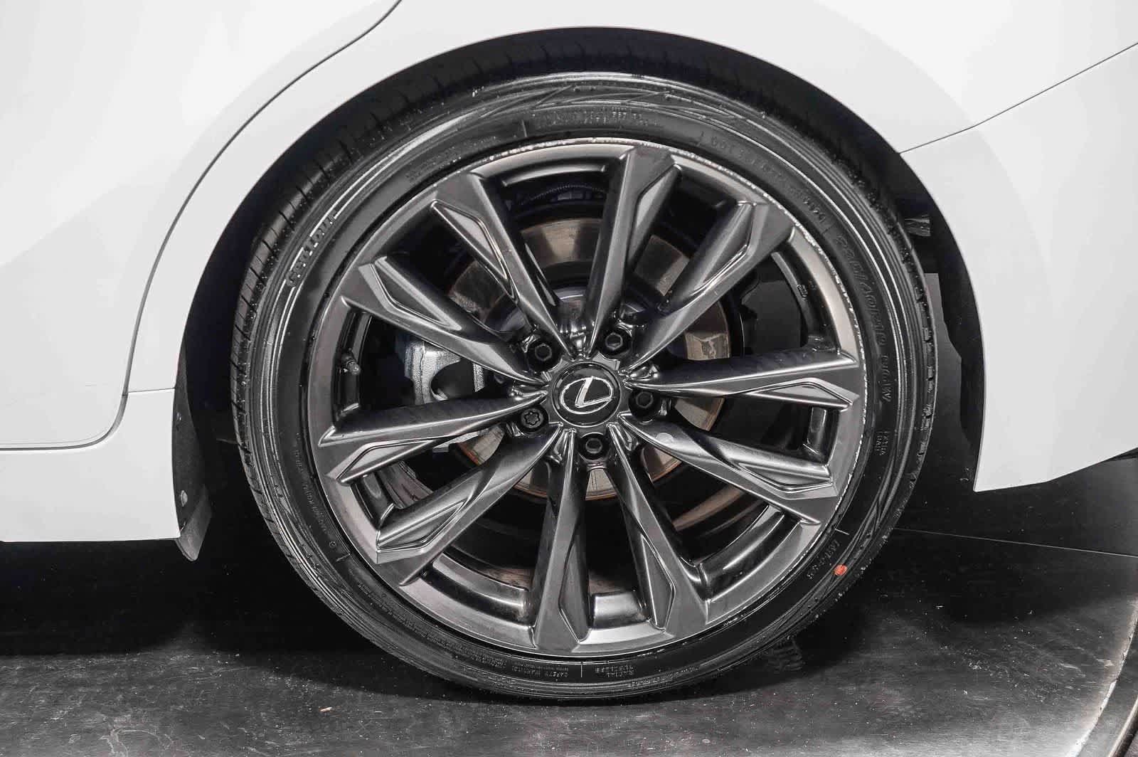 Used 2024 Lexus IS 300 F Sport RWD image 10