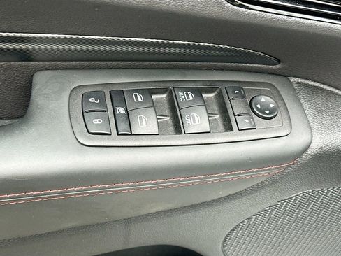 Used 2023 Dodge Durango R/T image 24