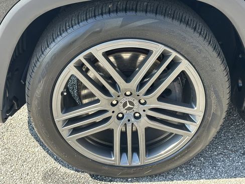 Certified 2025 Mercedes-Benz GLS 450 4MATIC image 13