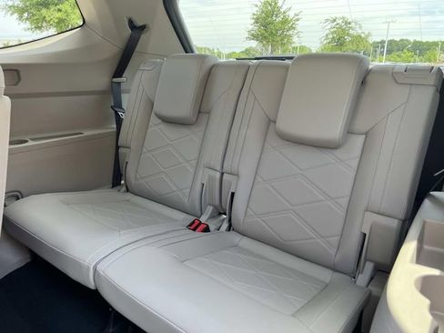 New 2026 Volkswagen Atlas SE FWD image 24